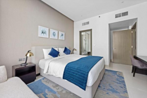 A Living Modern 1BR Apartment with Balcony & Canal View at Prive-517 Business Bay
